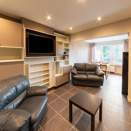 Magnificent With Hot Tubs Holiday home Esneux