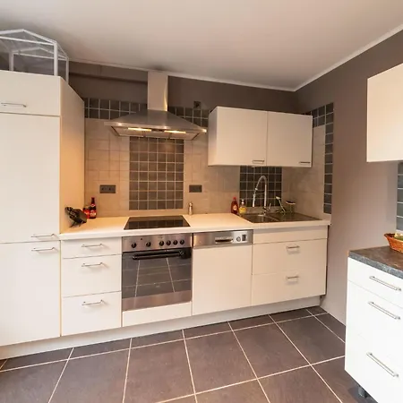 Holiday home Magnificent With Hot Tubs Esneux