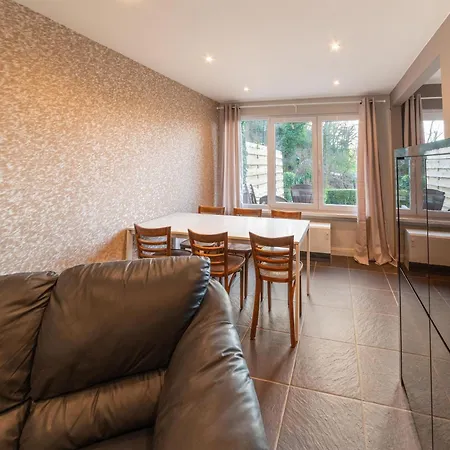 Holiday home Magnificent With Hot Tubs *