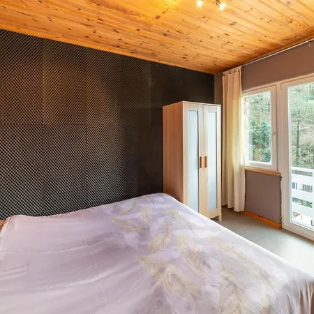 Magnificent With Hot Tubs *