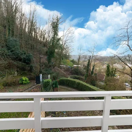 Magnificent With Hot Tubs 別荘