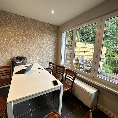 Holiday home Magnificent With Hot Tubs Esneux